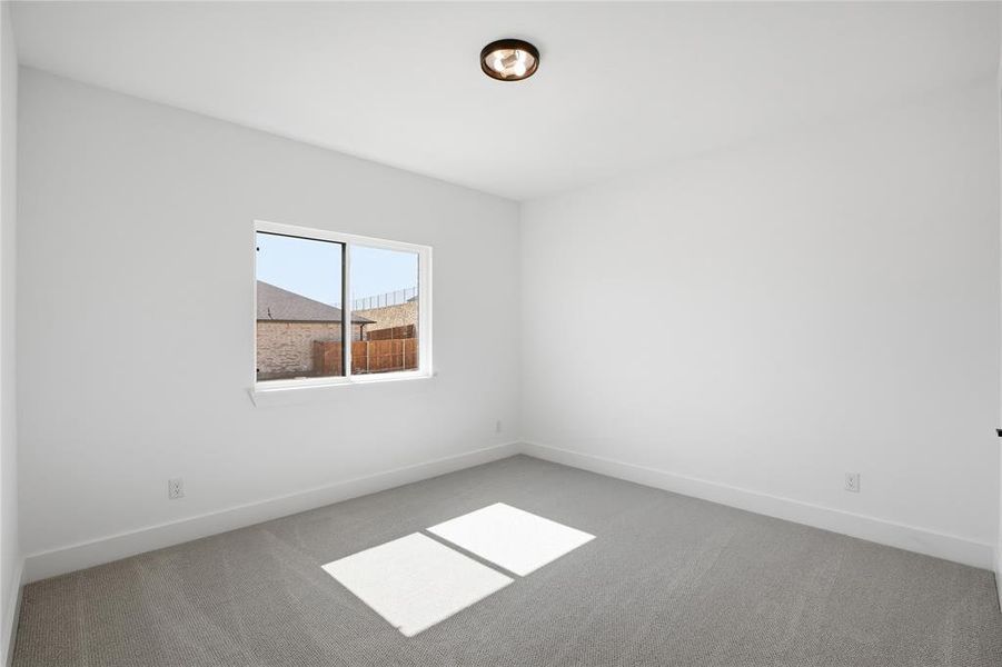 Spacious, unfurnished interior of a new home in Talon Hills, Fort Worth (Image 24).