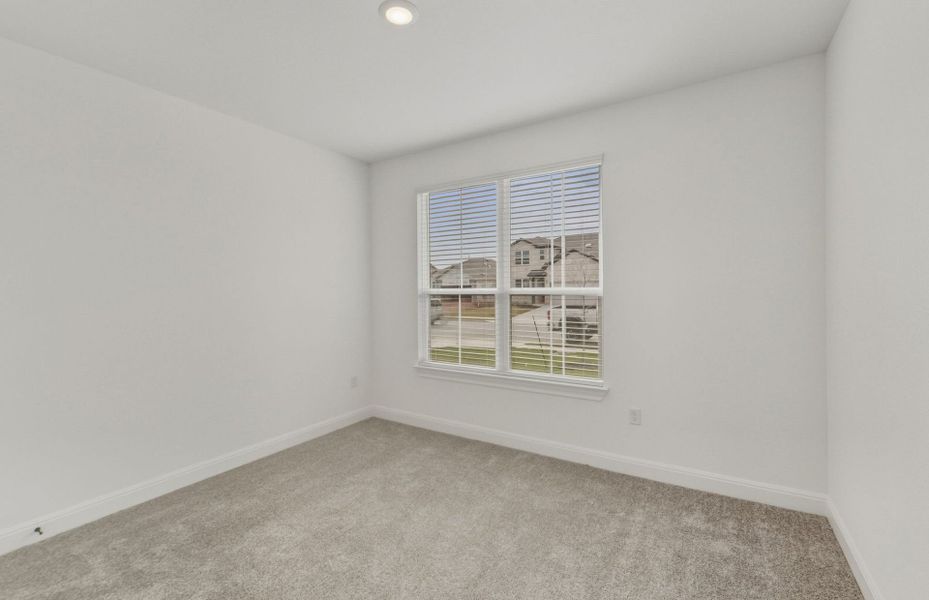 Spacious, unfurnished interior of a new home in Lagos, Manor (Image 19).