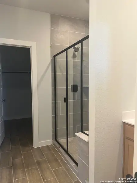 Furnished interior view inside a new home in Weston Oaks, San Antonio (Image 7). Furnished interior view inside a new home in Weston Oaks, San Antonio (Image 7).