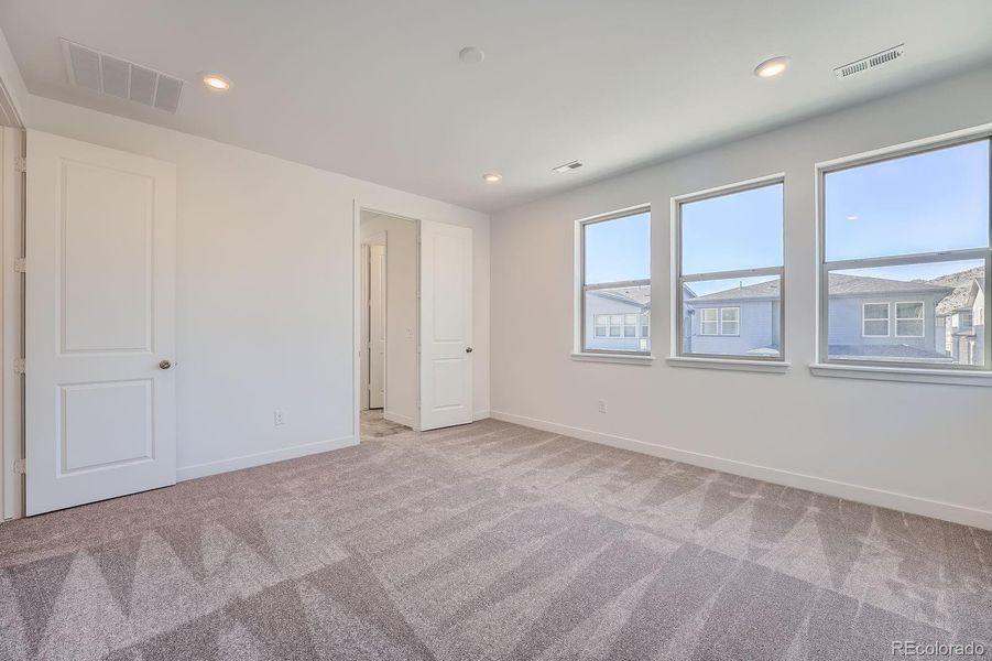 Spacious, unfurnished interior of a new home in Red Rocks Ranch: The Skyline Collection, Morrison (Image 8).