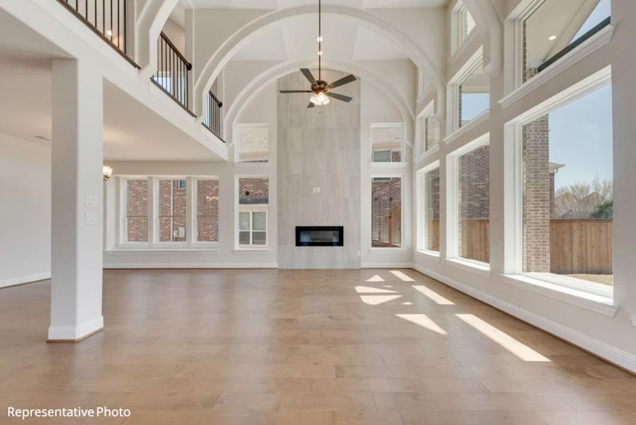 Spacious, unfurnished interior of a new home in Dominion of Pleasant Valley, Wylie (Image 10). Spacious, unfurnished interior of a new home in Dominion of Pleasant Valley, Wylie (Image 10).