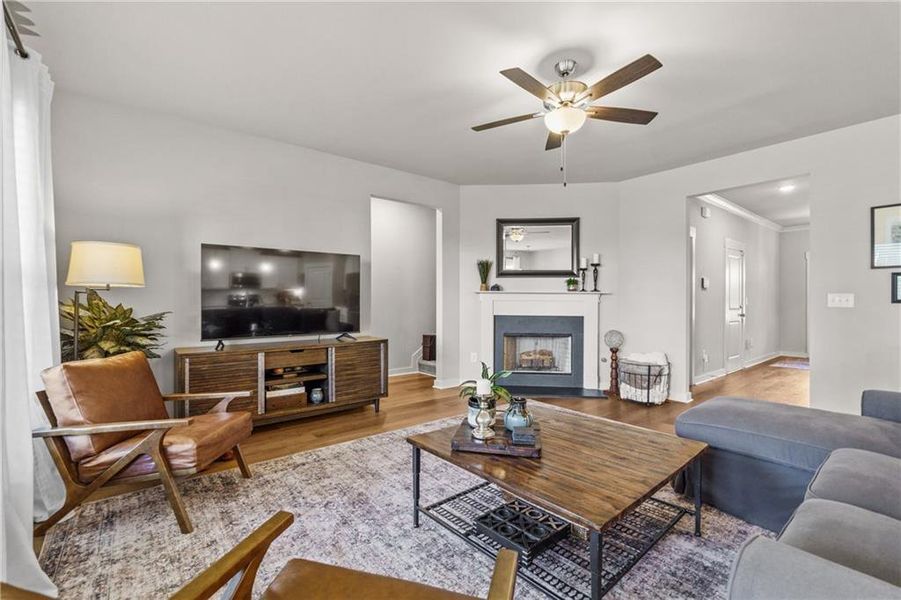 Furnished interior view inside a new home in , Jefferson (Image 11).