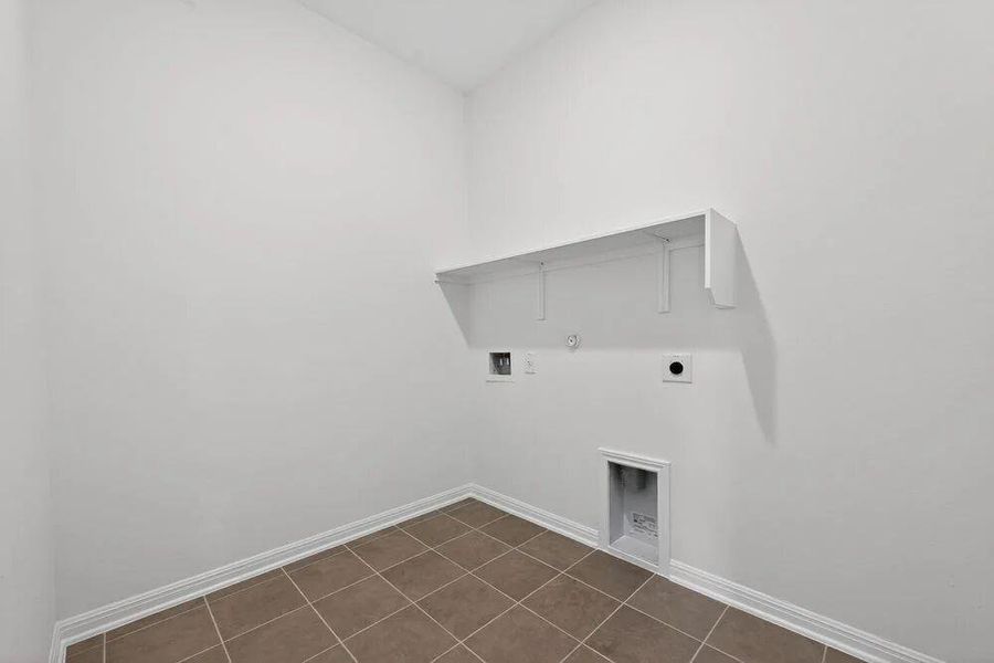 90 Flowers Avenue - Ready Now!
