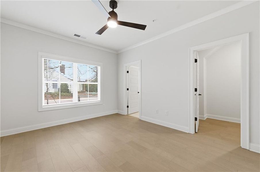 Spacious, unfurnished interior of a new home in , Marietta (Image 19).