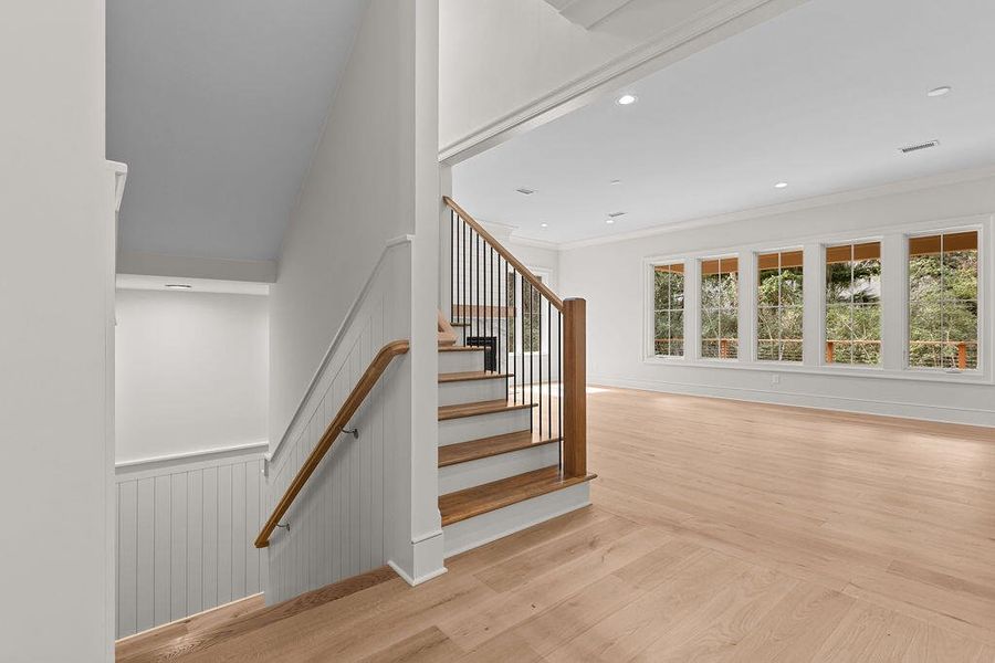 Spacious, unfurnished interior of a new home in , Seabrook Island (Image 49).