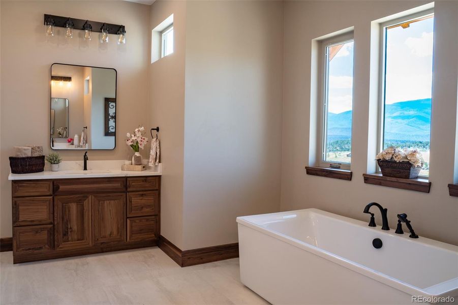 Furnished interior view inside a new home in , Glenwood Springs (Image 30).