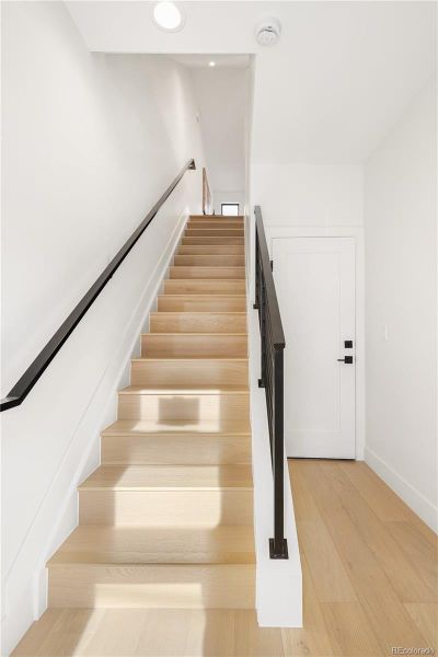 Spacious, unfurnished interior of a new home in , Denver (Image 23).