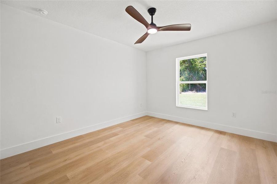 Spacious, unfurnished interior of a new home in , Summerfield (Image 34).