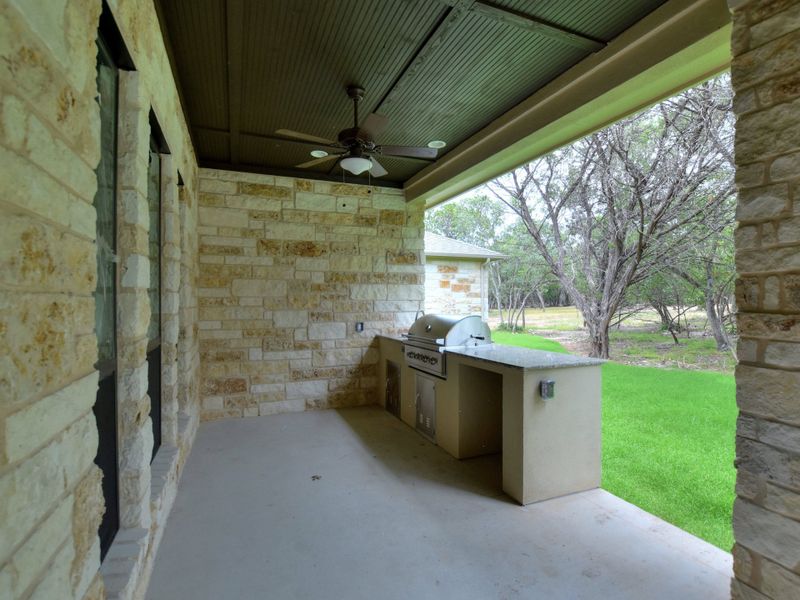 Representative exterior details of a home built from the Avalon by Giddens Homes in Scofield Farms Estates, Georgetown (Image 64).