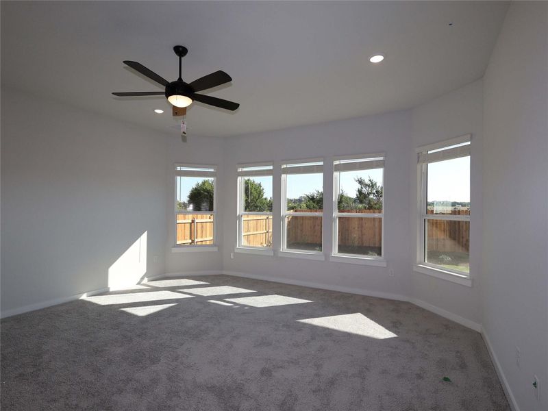 Spacious, unfurnished interior of a new home in Barksdale, Leander (Image 14).