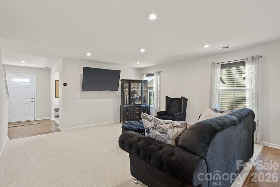 Furnished interior view inside a new home in , Piedmont (Image 33).