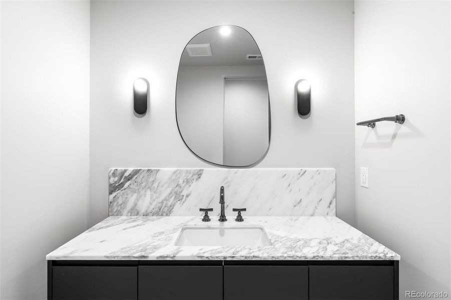 Image 37 of a home in .