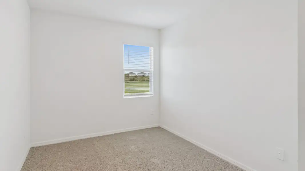 Representative unfurnished interior of a home built from the Coral by D.R. Horton in Hawthorne Ranch, Lakeland (Image 48).