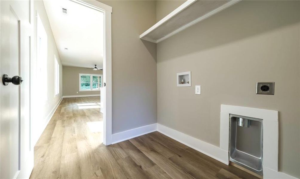 Spacious, unfurnished interior of a new home in , Bremen (Image 33).