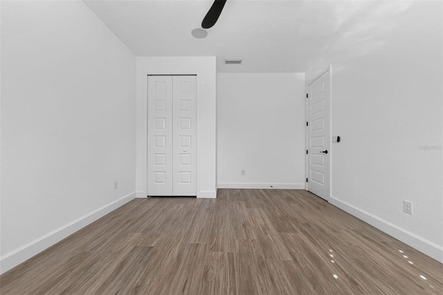 Spacious, unfurnished interior of a new home in , Rotonda West (Image 45).