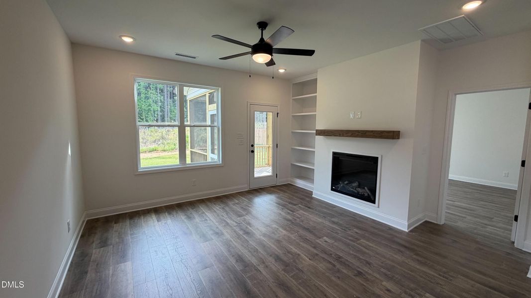Move In Ready!