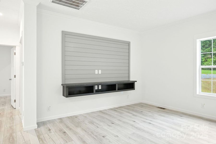 Furnished interior view inside a new home in , Statesville (Image 5).