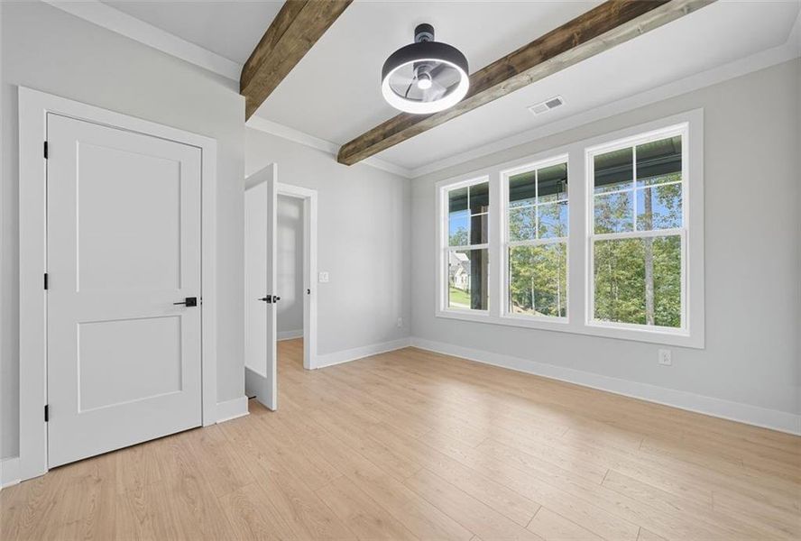 Spacious, unfurnished interior of a new home in , Dawsonville (Image 24).