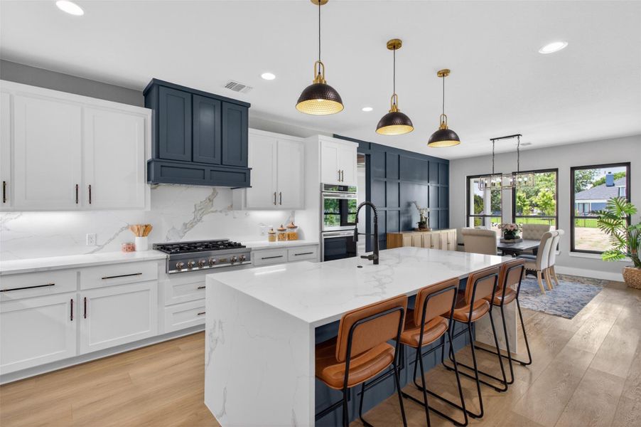 Furnished interior view inside a new home in , Kingsland (Image 27).