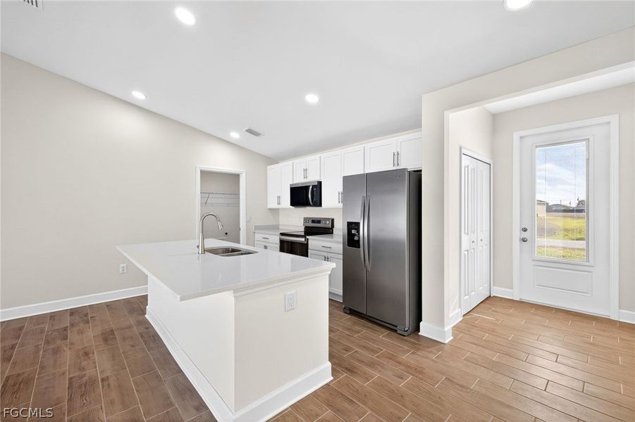 Furnished interior view inside a new home in Cape Coral, Cape Coral (Image 11).