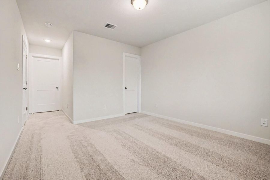 Spacious, unfurnished interior of a new home in Canyon Creek, Conroe (Image 27). Spacious, unfurnished interior of a new home in Canyon Creek, Conroe (Image 27).