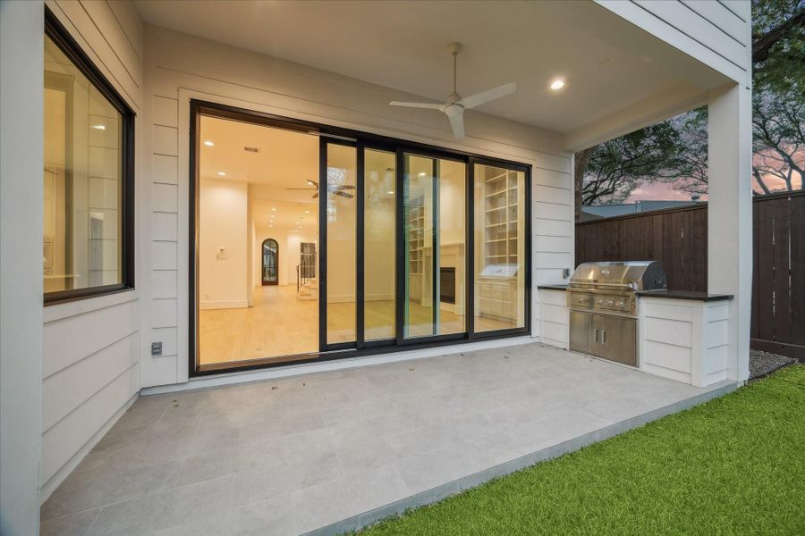 Exterior details and patio area of a home in , Houston (Image 4).