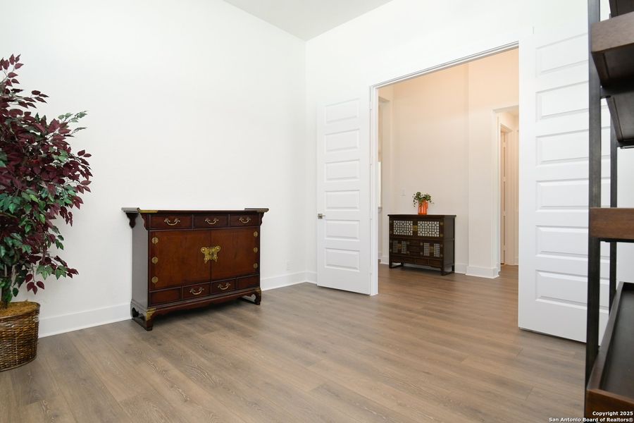Furnished interior view inside a new home in Mesa Western, Cibolo (Image 3).