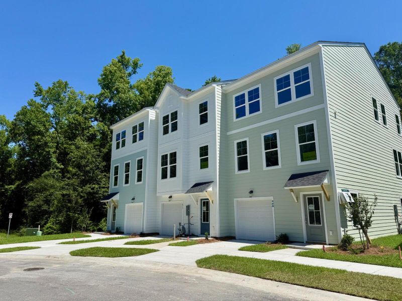 Front exterior of a new home in , Johns Island, SC, highlighting curb appeal (Image 1). Front exterior of a new home in , Johns Island, SC, highlighting curb appeal (Image 1).