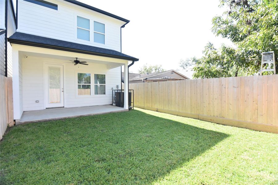 Front exterior of a new home in , Houston, TX, highlighting curb appeal (Image 16). Front exterior of a new home in , Houston, TX, highlighting curb appeal (Image 16).