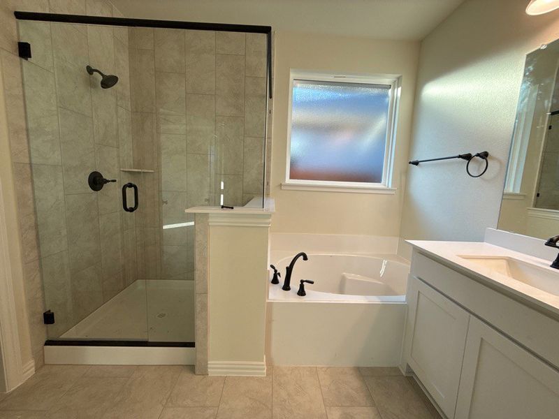 Furnished interior view inside a new home in Morningstar, Aledo (Image 6).