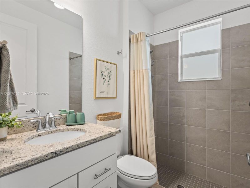 Furnished interior view inside a new home in , Punta Gorda (Image 38).