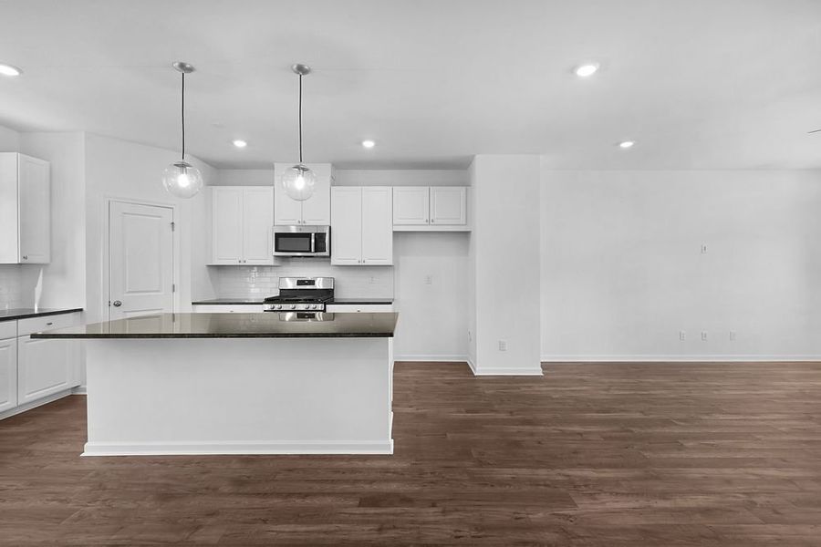 Furnished interior view inside a new home in Hampton Trace, Marietta (Image 3).