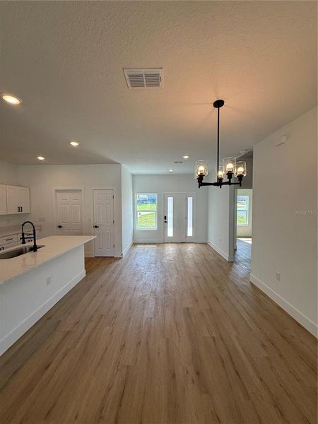 Spacious, unfurnished interior of a new home in , Ocala (Image 13).