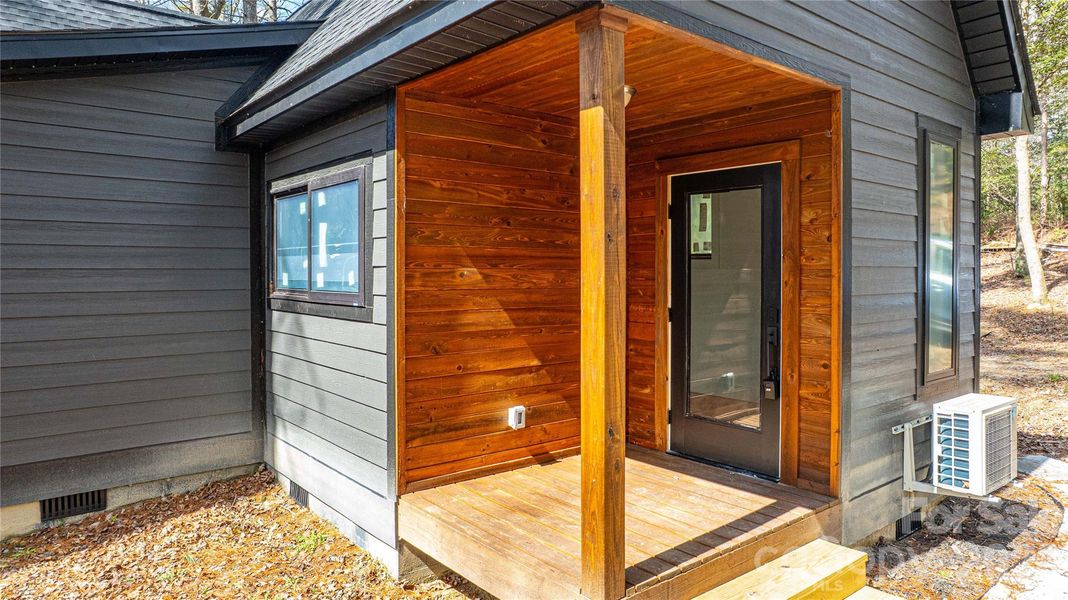 Exterior details and patio area of a home in , Brevard (Image 14).