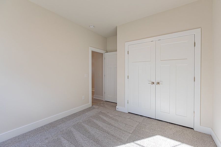 Representative unfurnished interior of a home built from the Barnard II by Great Southern Homes in Shady Grove, Conway (Image 33).