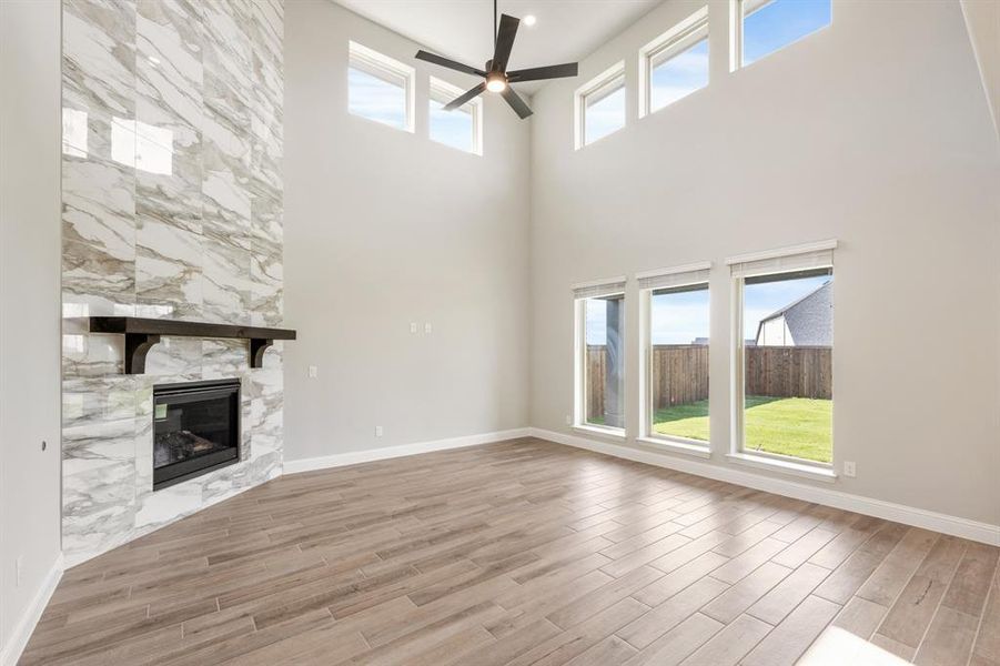 Spacious, unfurnished interior of a new home in Sonoma Verde, McLendon-Chisholm (Image 18).