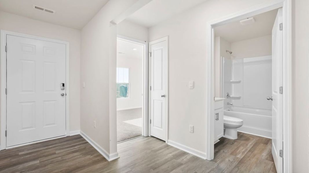 Spacious, unfurnished interior of a new home in Cedar Gap, Fountain Inn (Image 15). Spacious, unfurnished interior of a new home in Cedar Gap, Fountain Inn (Image 15).