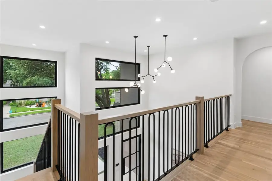 Image 37 of a home in .
