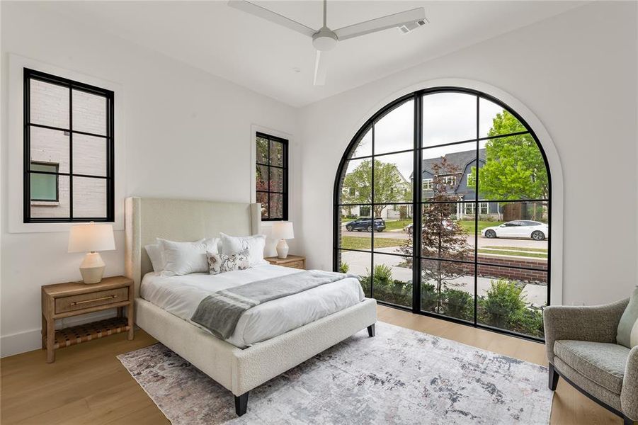 Furnished interior view inside a new home in , Dallas (Image 19). Furnished interior view inside a new home in , Dallas (Image 19).