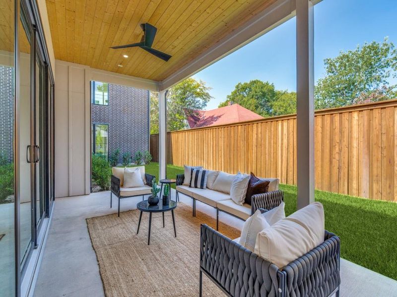 Furnished interior view inside a new home in , Dallas (Image 7). Furnished interior view inside a new home in , Dallas (Image 7).