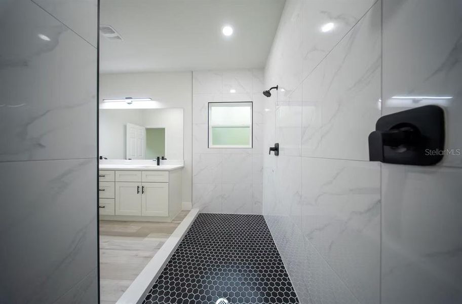 Furnished interior view inside a new home in , Citrus Springs (Image 5).