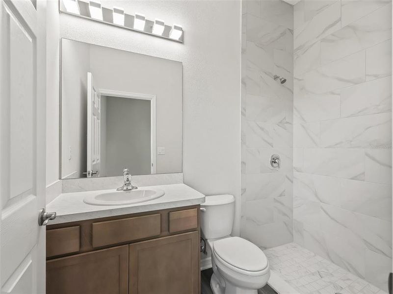 Furnished interior view inside a new home in , Ocala (Image 44).