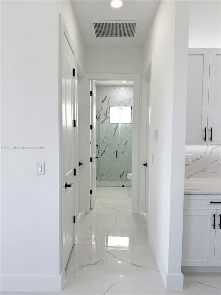 Image 16 of a home in .