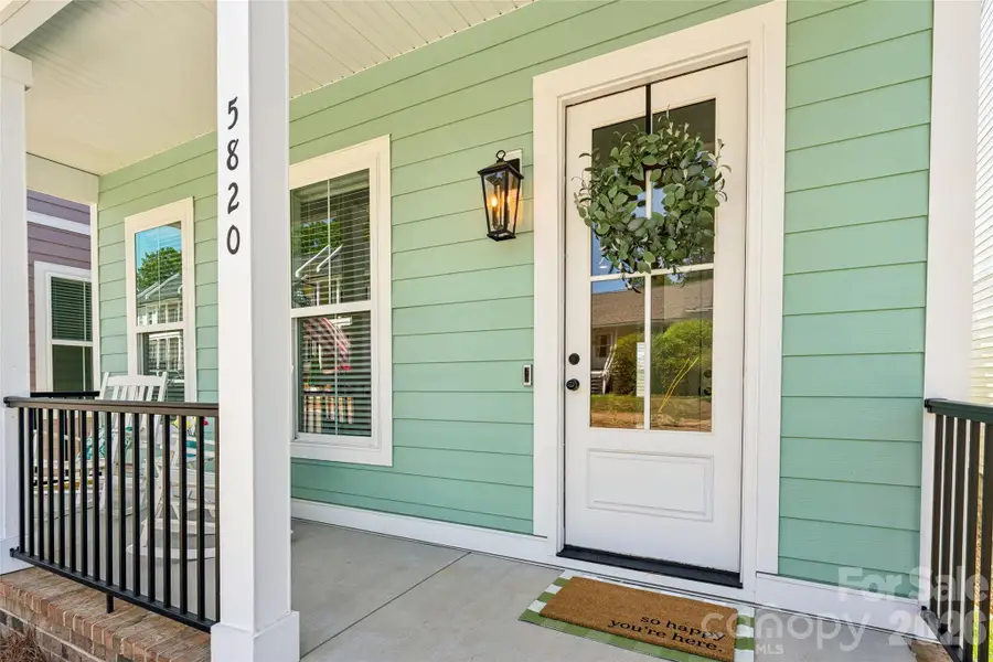 Welcoming front porch!