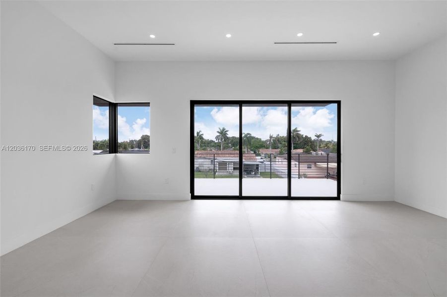 Spacious, unfurnished interior of a new home in , Miami (Image 38). Spacious, unfurnished interior of a new home in , Miami (Image 38).
