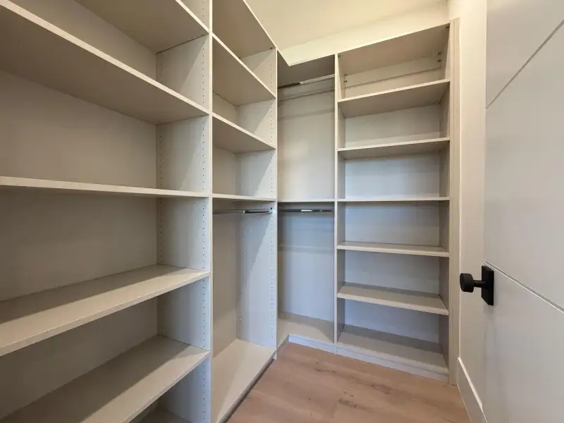 048-002-2856 NE 26th St-1334x1000