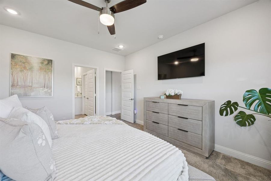 Furnished interior view inside a new home in Prestige Collection at Overland Grove, Forney (Image 29). Furnished interior view inside a new home in Prestige Collection at Overland Grove, Forney (Image 29).