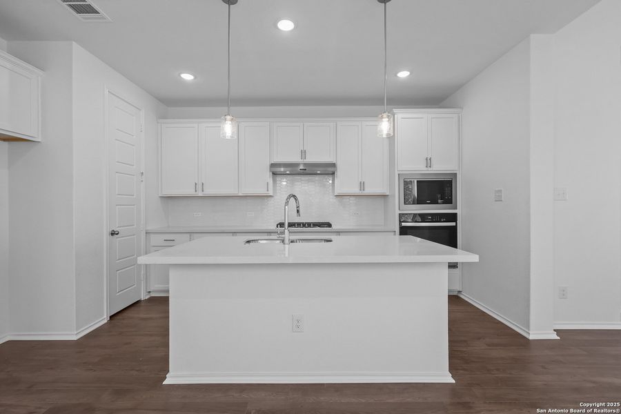 Furnished interior view inside a new home in Davis Ranch, San Antonio (Image 11).