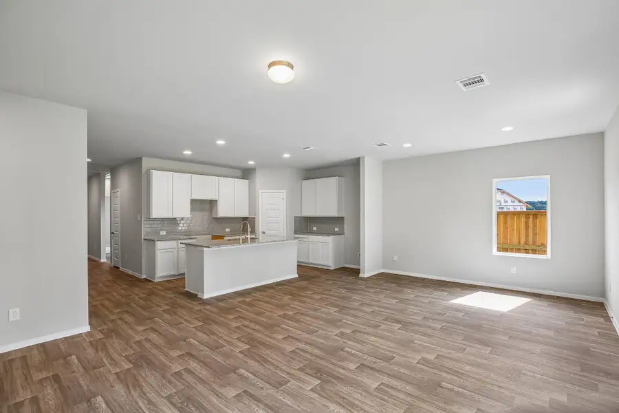 Natural light glistens through every inch of this stunner!