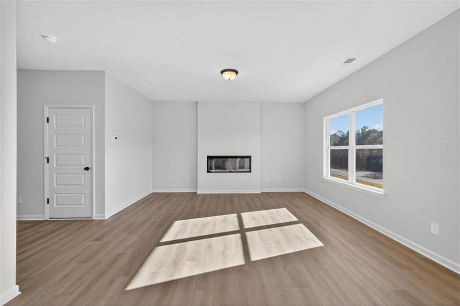 Spacious, unfurnished interior of a new home in Kingston Park, Kingston (Image 22).